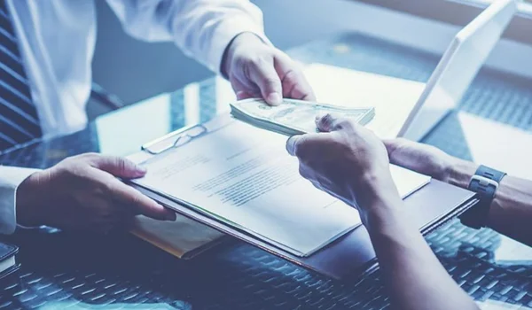 How to Reduce Loan Interest in UAE