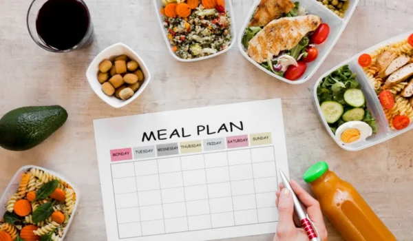 Healthy Meal Plans for Working Professionals in UAE